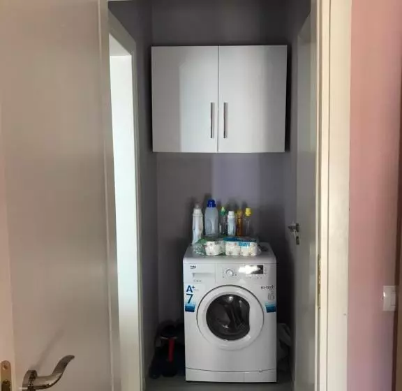 Seaview Apartment