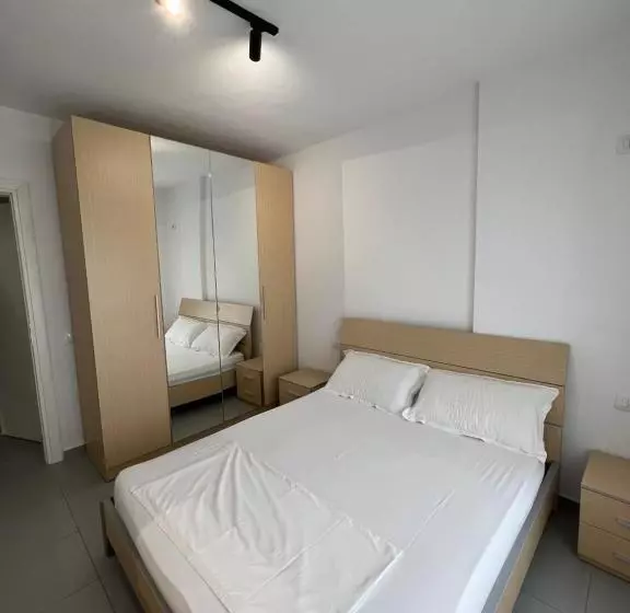 Seaview Apartment