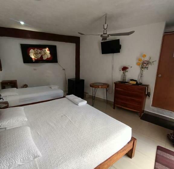 הוסטל Casa Ka An