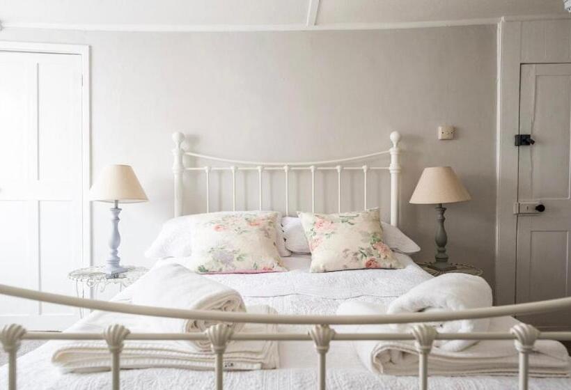 旅馆 Room At The Inn