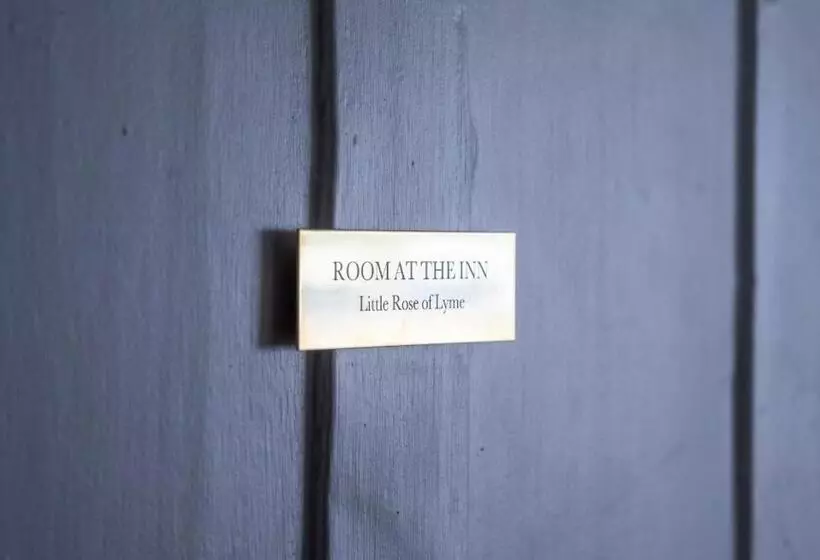 ユースホステル Room At The Inn