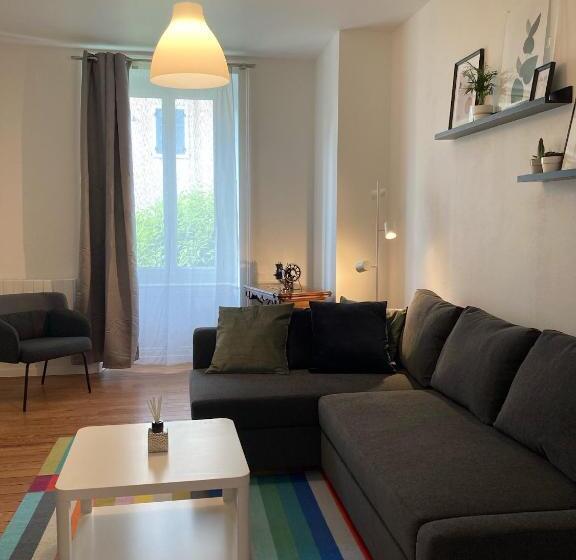 Appartement Avec Place De Parking Et Box Vélos