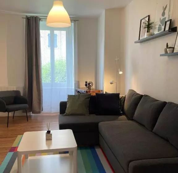 Appartement Avec Place De Parking Et Box Vélos