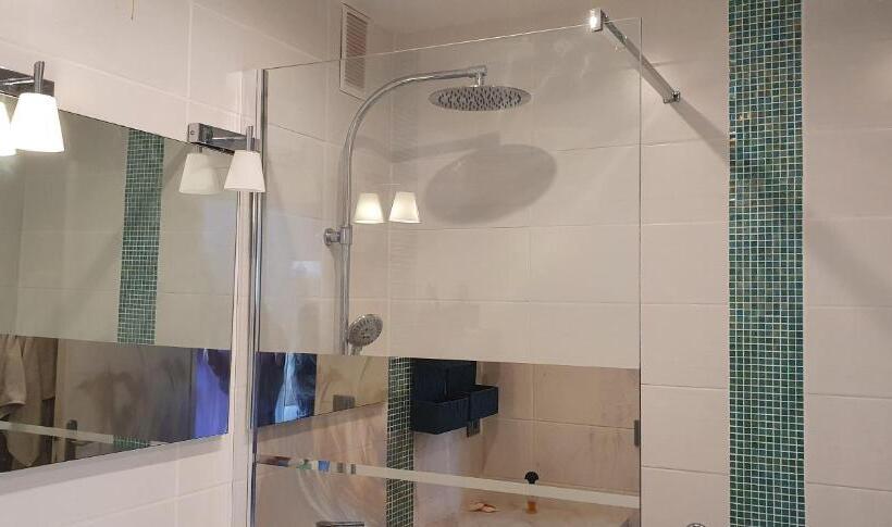 Beau T2 Proche Plage Et Commerces, Logia