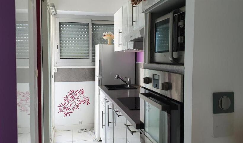 Beau T2 Proche Plage Et Commerces, Logia