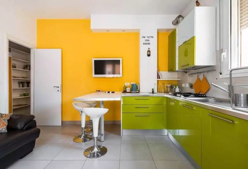 Bergonzoni Modern Apartment By Wonderful Italy