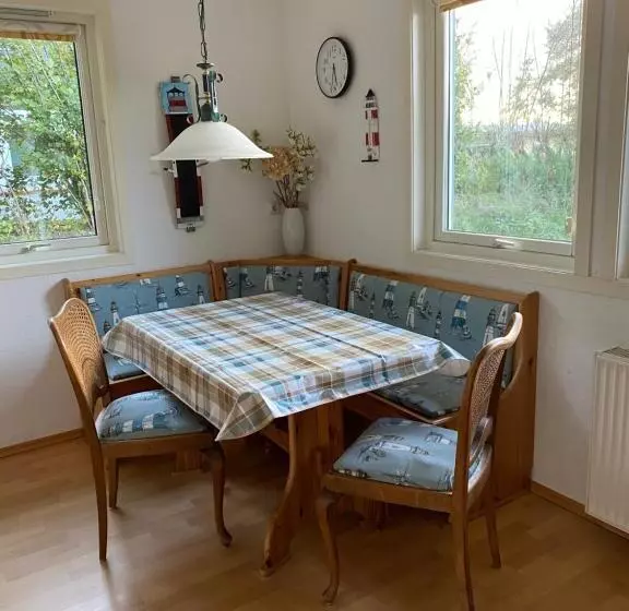 Freistehendes Einfamilienhaus Mit Boddenblick Nähe Ostsee