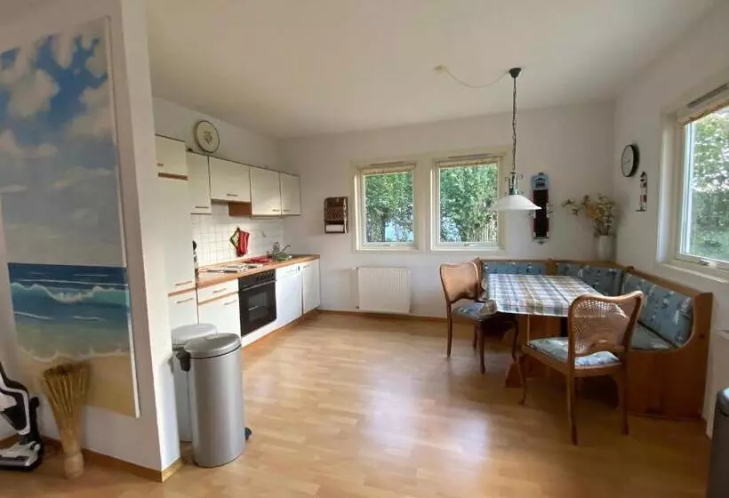 Freistehendes Einfamilienhaus Mit Boddenblick Nähe Ostsee