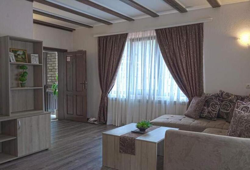 בית מלון כפרי стар мерак