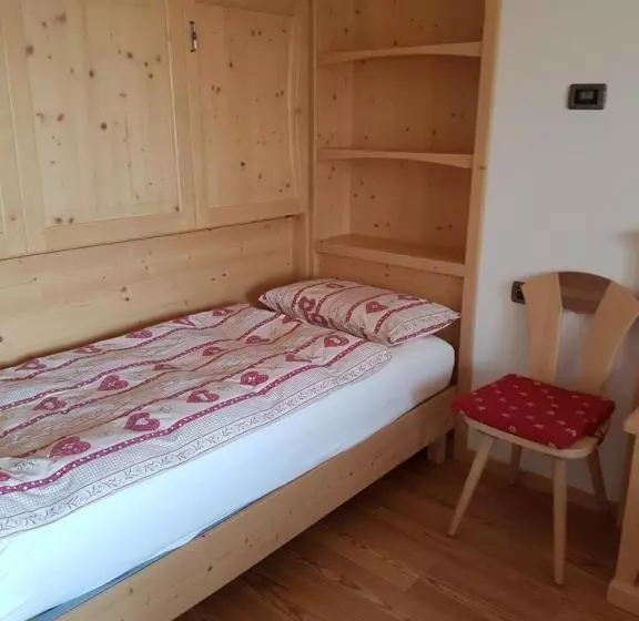 ホテル Agritur Coryletum