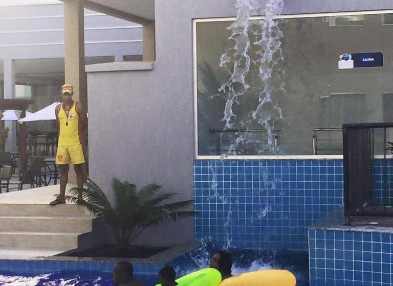 Otel Encontro Das Aguas