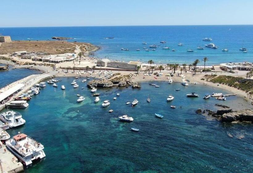 Mama Banana Relax House