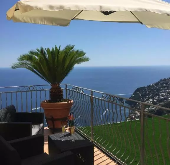 Majatalo Carluccio’s Stanza Privata Vista Mare