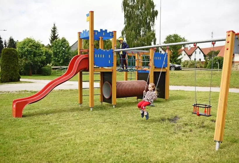 Majatalo Penzion Rozárka