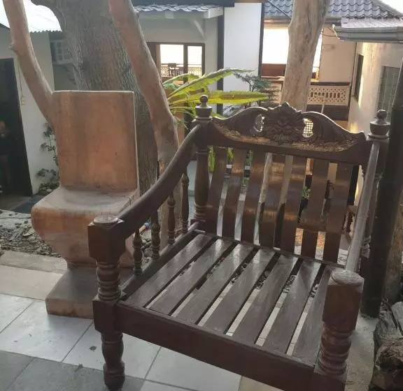 Raya Del Sol Dive Resort