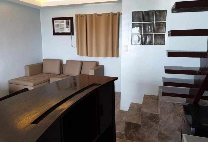 Raya Del Sol Dive Resort