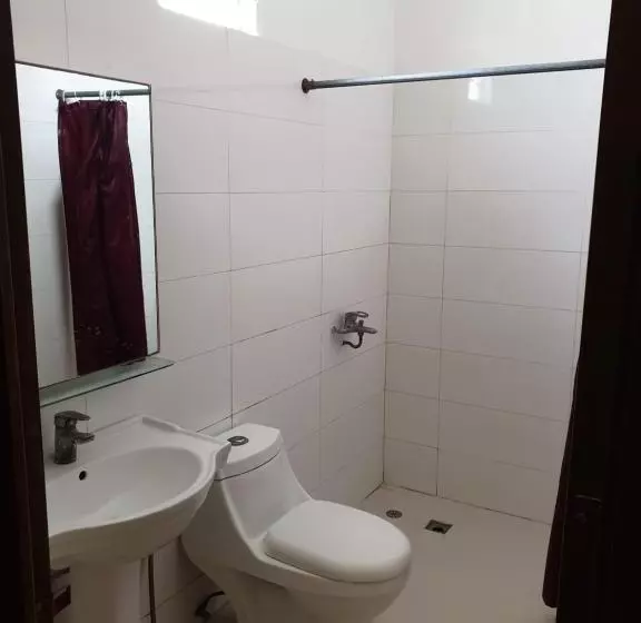 Raya Del Sol Dive Resort