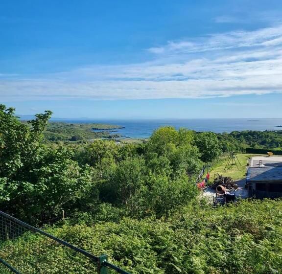 Two Bed Bungalow With Sunroom And Stunning Views