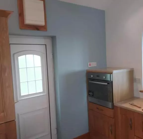 Two Bed Bungalow With Sunroom And Stunning Views