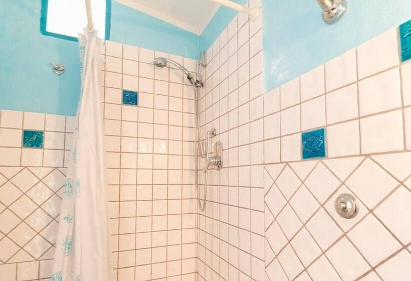 Welcomely   Josto Panoramic House