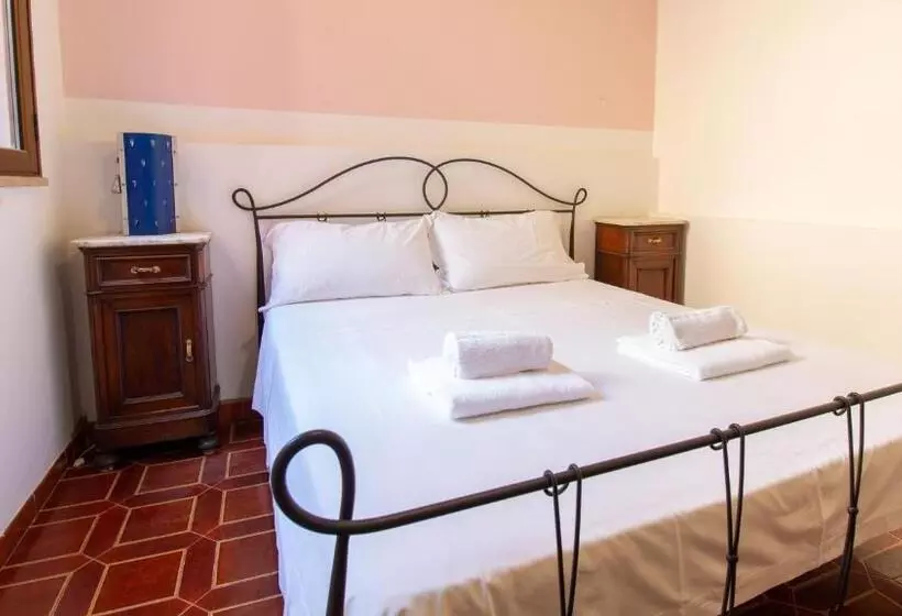 Welcomely   Josto Panoramic House