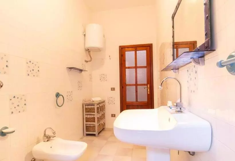 Welcomely   Josto Panoramic House
