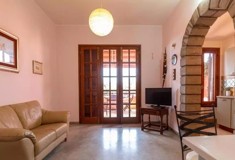 Welcomely   Josto Panoramic House