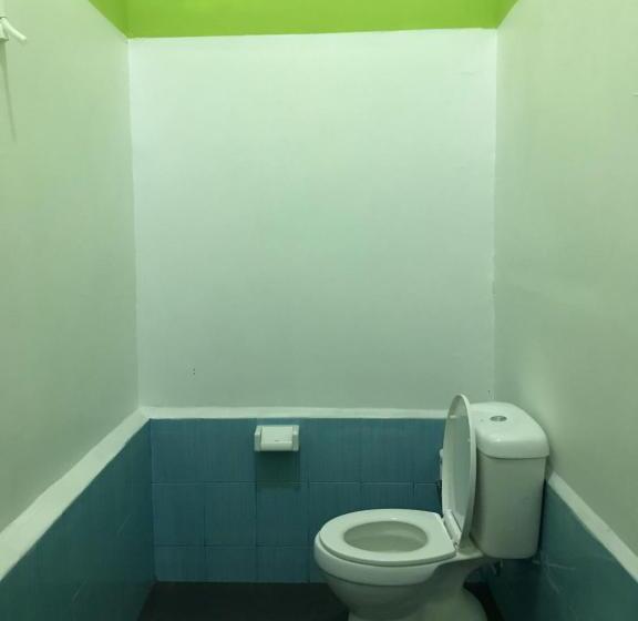 호스텔 The Cheap & Cozy Canggu