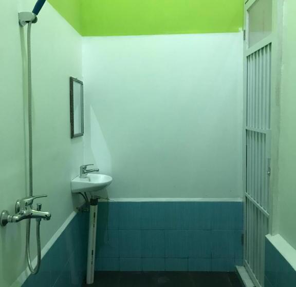 호스텔 The Cheap & Cozy Canggu