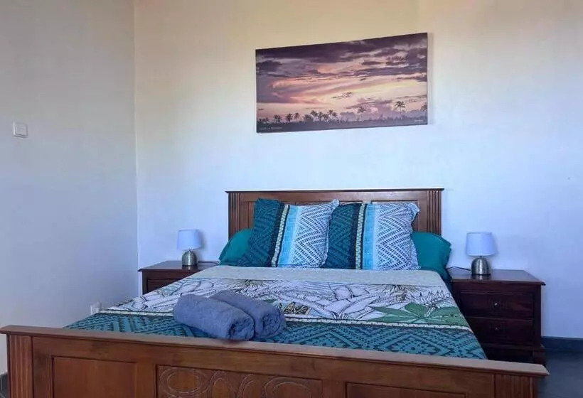 تختخواب و صبحانه Ferme L Eau De Coco