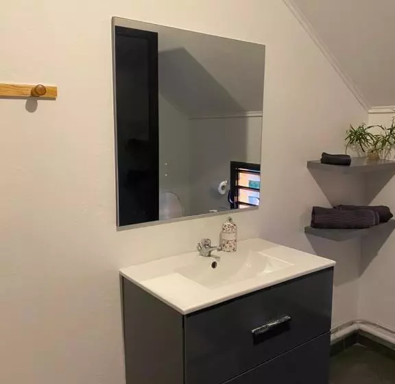 تختخواب و صبحانه Ferme L Eau De Coco