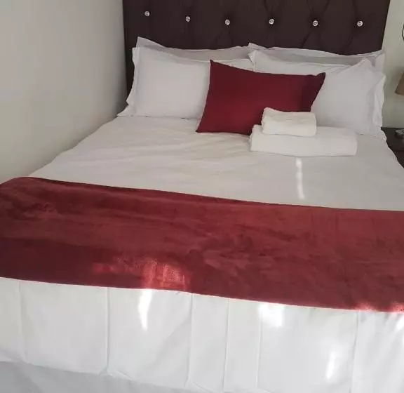 Aamiaismajoitus (B&B) Mzet Guest House