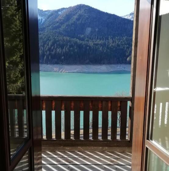 Elison On The Lake B&b