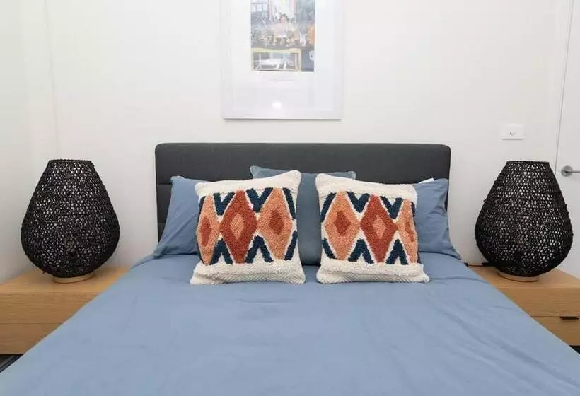 Mcnamara Lane Large Cbd Home Freshly Renovated 7 Smart Tv S Sleeps 11