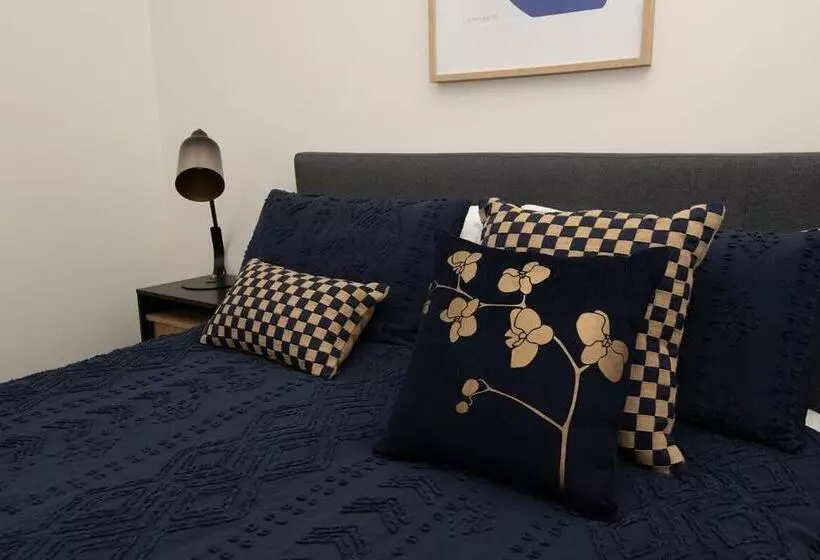 Mcnamara Lane Large Cbd Home Freshly Renovated 7 Smart Tv S Sleeps 11