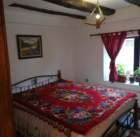 ペンション къща за гости чичарите