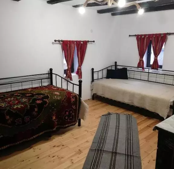 ペンション къща за гости чичарите