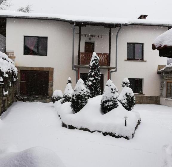 بنسيون къща за гости чичарите