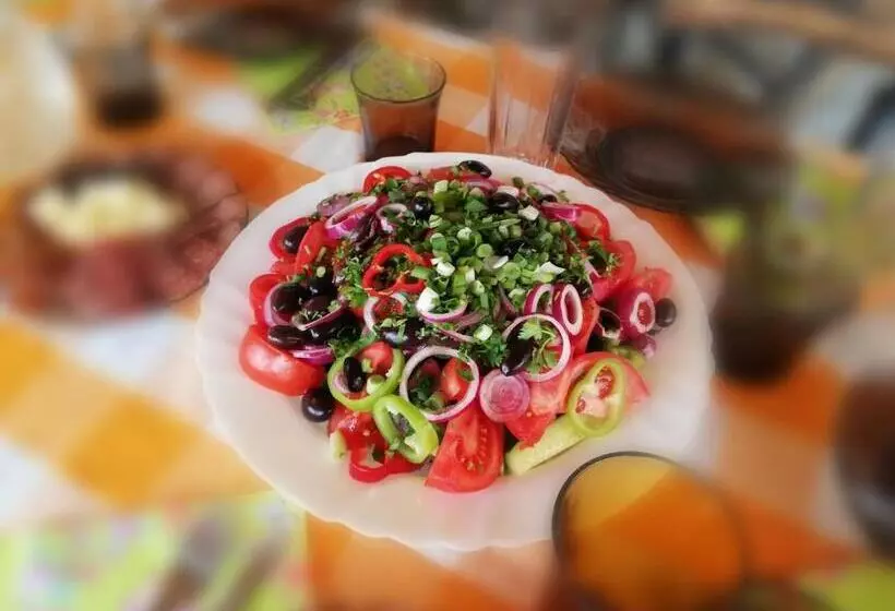 ペンション къща за гости чичарите