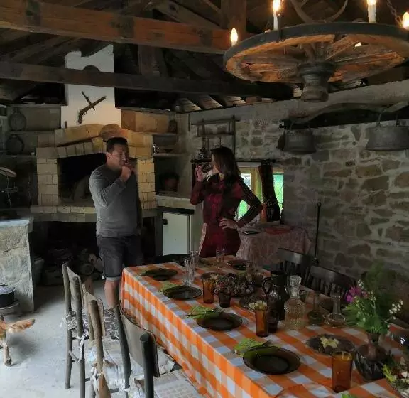 ペンション къща за гости чичарите