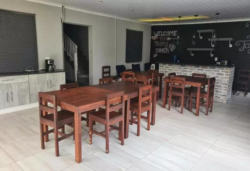 Majatalo Berry Lane Guesthouse