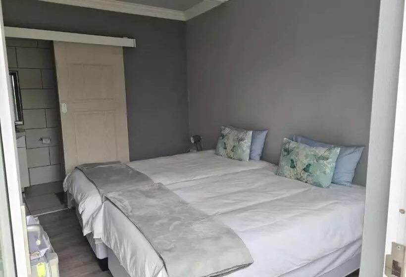 Majatalo Berry Lane Guesthouse