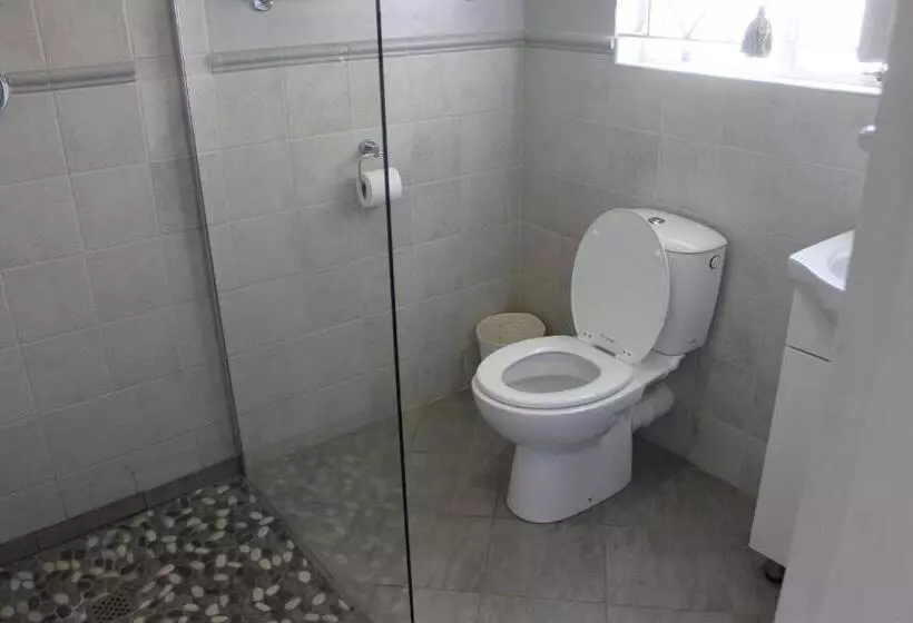 Majatalo Berry Lane Guesthouse