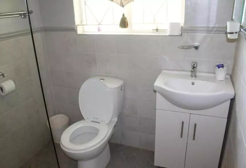 Majatalo Berry Lane Guesthouse