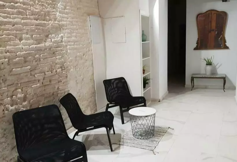 پانسیون Plaza Redonda Brugada Home