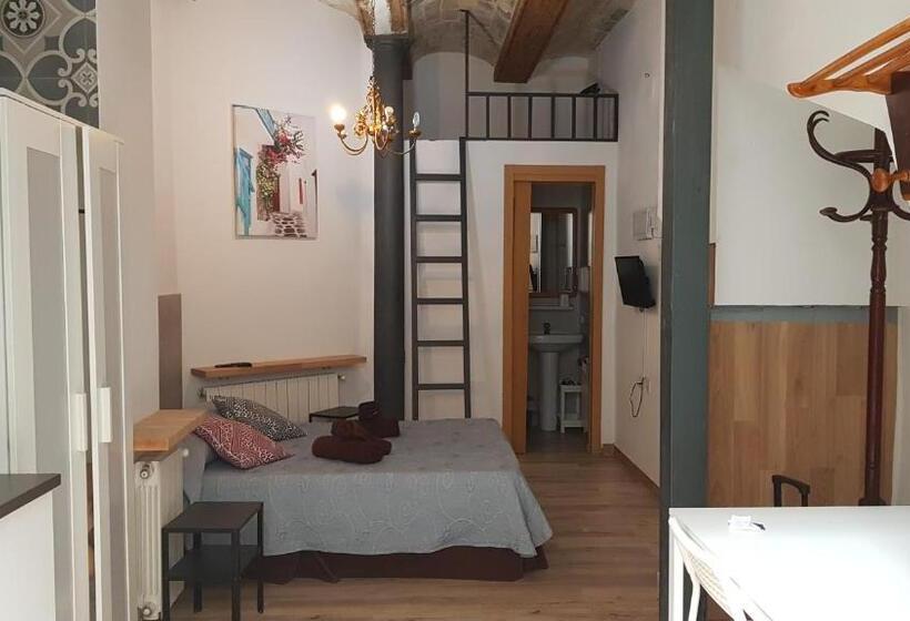 پانسیون Plaza Redonda Brugada Home