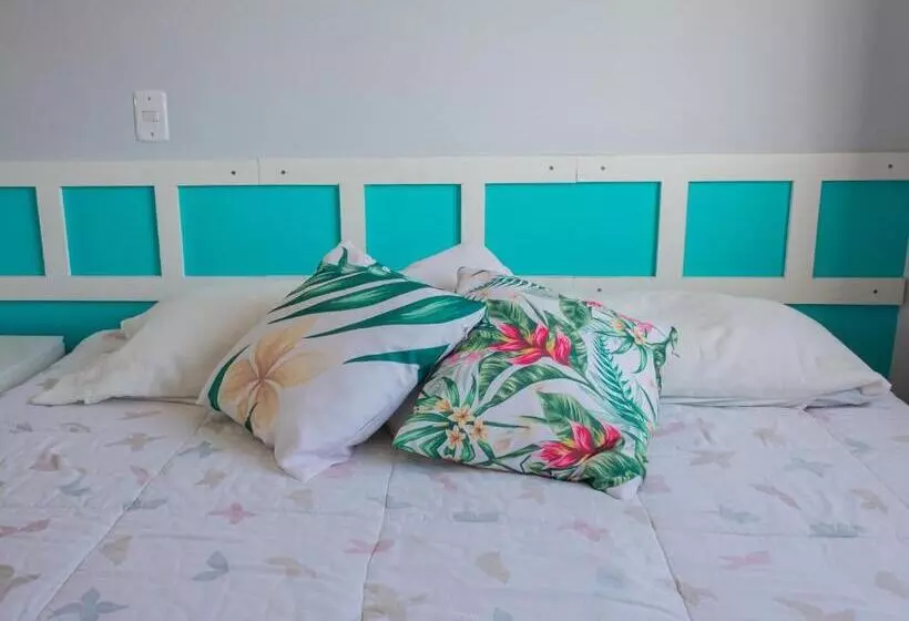 Rosa Surf Hostel & Food