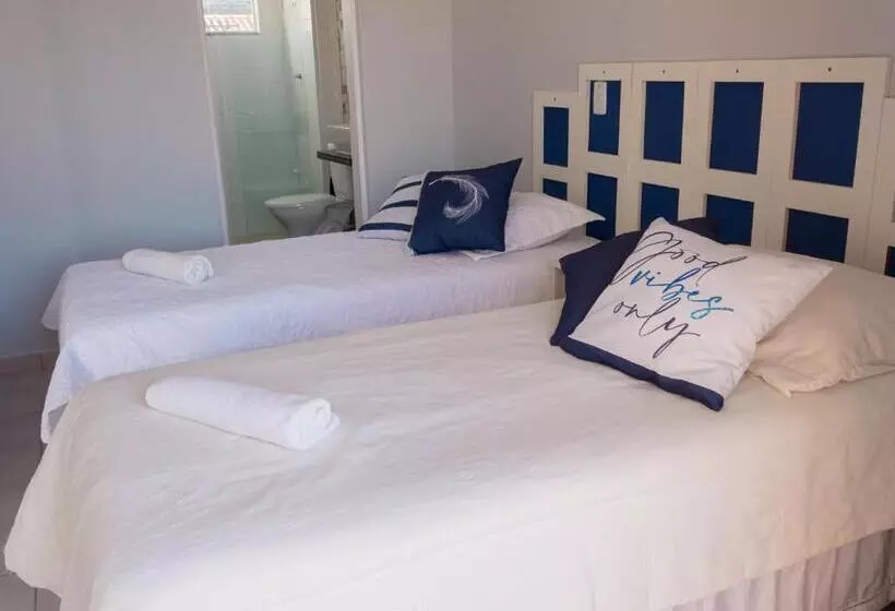 Rosa Surf Hostel & Food