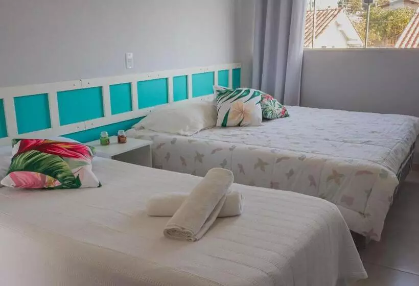 Rosa Surf Hostel & Food