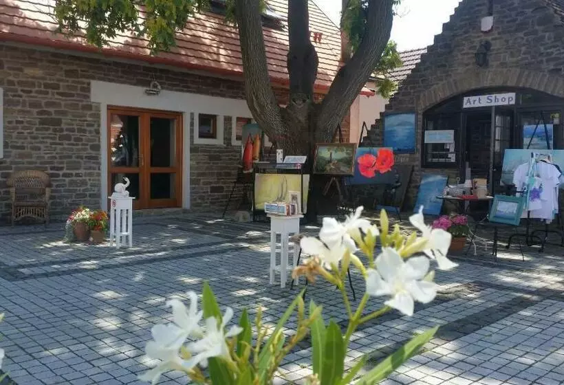 ベッドアンドブレックファースト Csöpi Panzió